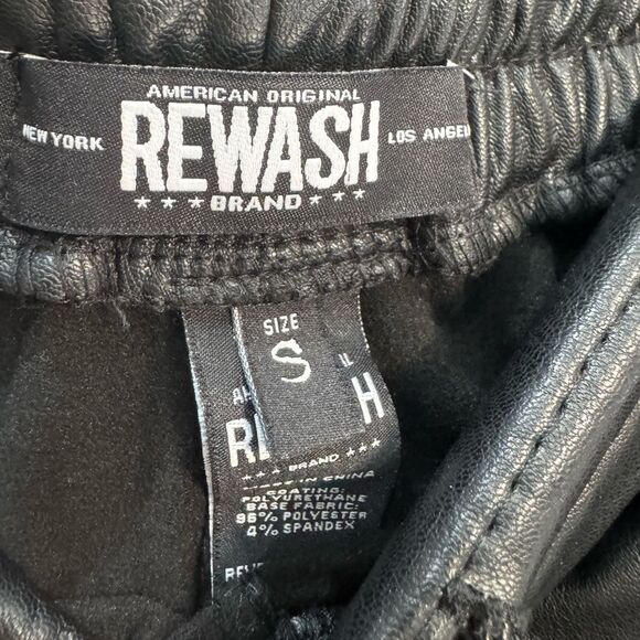 Black Rewash Vegan Leather Shorts Size S NWT - Picture 4 of 4